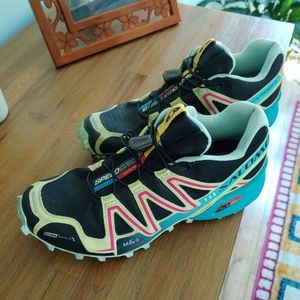 Salomon Speedcross Women's Trail Shoes -size 7.5